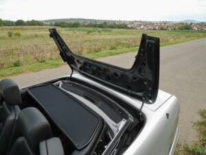 Image 47/50 of Mercedes-Benz SL 500 (1900)