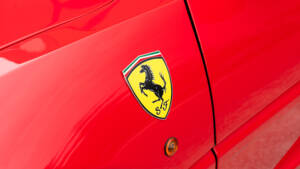 Image 24/83 of Ferrari F 355 Berlinetta (1996)