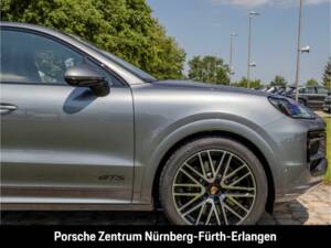 Bild 16/50 von Porsche Cayenne GTS (1900)