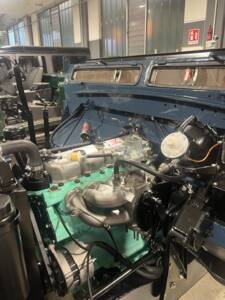 Image 15/46 of Land Rover 109 (1969)