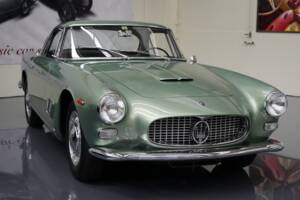 Bild 2/15 von Maserati 3500 GT Touring (1961)
