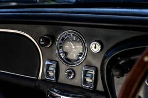 Bild 18/30 von Aston Martin DB 6 Vantage (1966)