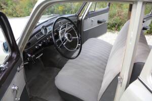 Imagen 8/39 de Mercedes-Benz 190 (1957)