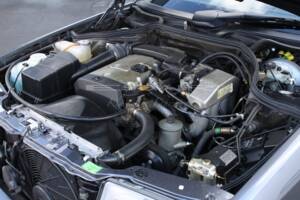 Bild 18/31 von Mercedes-Benz E 200 (1996)