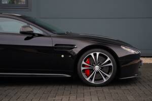Afbeelding 24/50 van Aston Martin V12 Vantage S (2018)
