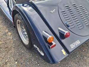 Image 23/27 of Morgan Plus 8 Inj. (1987)