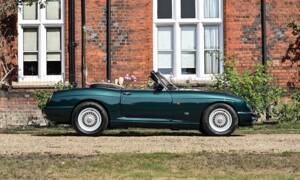 Bild 2/50 von MG RV8 (1995)