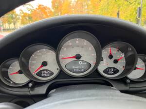 Image 52/57 de Porsche 911 Targa 4S (2010)
