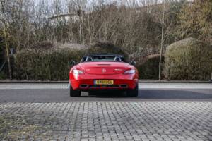 Image 11/40 of Mercedes-Benz SLS AMG Roadster (2011)