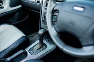 Image 43/48 of Volvo C70 2.0 T (2001)