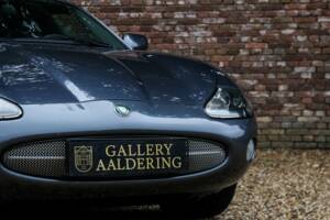 Immagine 43/50 di Jaguar XK8 4.0 (2002)