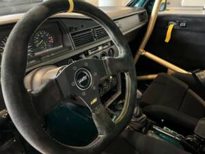 Image 23/27 of Mercedes-Benz 190 E 2.5-16 (1989)