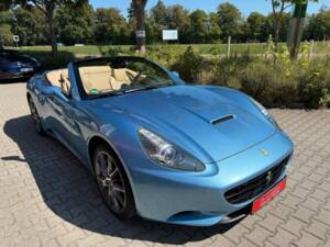 Immagine 11/42 di Ferrari California (2011)