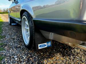 Bild 34/70 von Ford Capri 2,8i (1986)