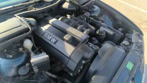 Afbeelding 33/42 van BMW 520i (1998)