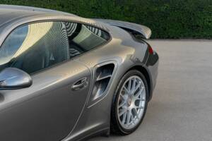 Bild 2/22 von Porsche 911 Turbo S (2012)