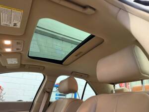 Image 10/17 of Cadillac STS 4.6 (2008)