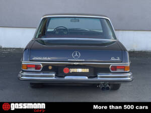 Image 7/15 de Mercedes-Benz 300 SEL 6.3 (1972)