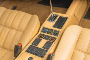 Bild 29/43 von Ferrari 328 GTS (1985)
