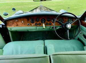 Image 36/50 of Rolls-Royce Phantom VI (1971)