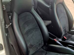 Image 24/45 of Porsche 911 Carrera 4 (1995)