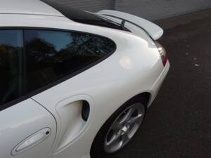 Bild 38/99 von Porsche 911 Turbo (2004)