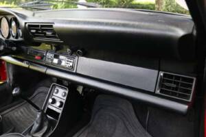 Image 7/11 de Porsche 911 Carrera 3.2 (1988)