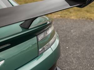 Image 47/65 de Aston Martin Vantage GT8 (2017)