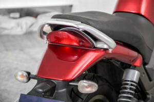 Image 22/27 of Moto Guzzi DUMMY (2003)