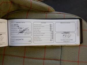 Afbeelding 78/81 van Aston Martin DB 9 Volante (2015)