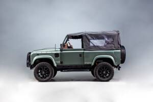 Image 9/44 of Land Rover Defender 90 (2011)