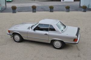 Image 8/29 of Mercedes-Benz 500 SL (1986)