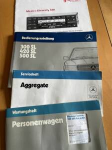 Immagine 42/56 di Mercedes-Benz 500 SL (1985)