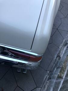 Image 34/43 of Mercedes-Benz 230 SL (1967)