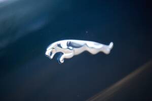Image 18/50 of Jaguar XJ 5.0 (2010)