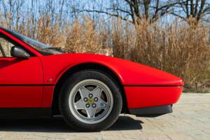 Afbeelding 29/50 van Ferrari 208 GTS Turbo (1986)