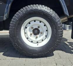 Bild 14/35 von Land Rover Defender 110 (2012)