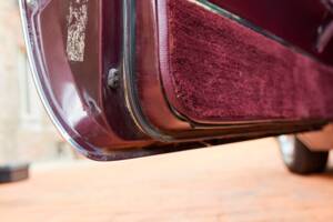 Bild 161/200 von Cadillac Coupe DeVille (1968)