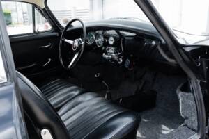 Image 25/48 of Porsche 356 C 1600 (1964)
