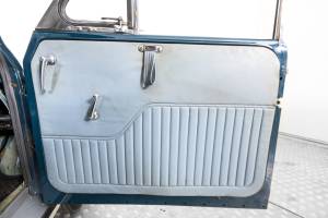 Image 18/50 of Morris Minor 1000 Traveller (1968)