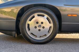 Image 14/30 of Porsche 928 S4 (1989)