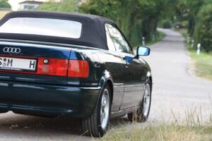 Bild 3/88 von Audi Cabriolet 2.6 (1995)