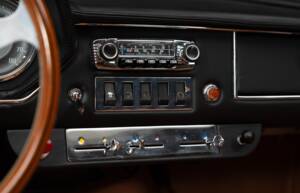 Imagen 31/36 de Maserati Mistral 3700 Spyder (1965)