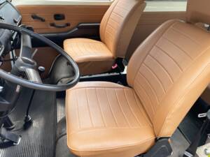 Image 50/73 of Volkswagen T2b Kombi (1978)