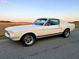 Image 18/45 of Ford Mustang 289 (1967)