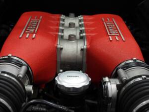 Image 10/15 de Ferrari 458 Italia (2011)