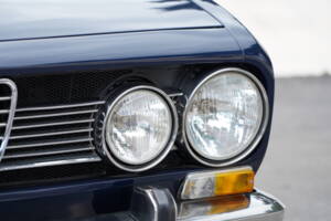 Image 15/99 of Alfa Romeo 1750 Berlina (1971)