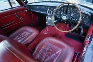 Bild 14/50 von Aston Martin DB 6 (1968)
