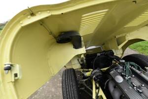 Image 37/50 de Jaguar E-Type (2+2) (1969)