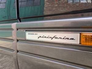 Bild 21/55 von Alfa Romeo 164 2.0 (1989)